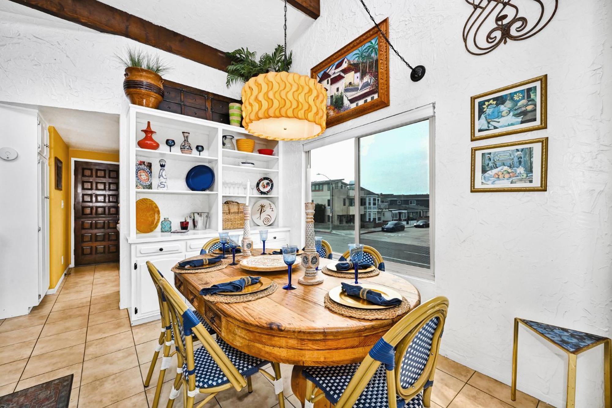 Spanish Castle By The Sea In Newport Beach Exterior photo